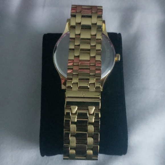 Bulova Watch - Picture 2 of 4